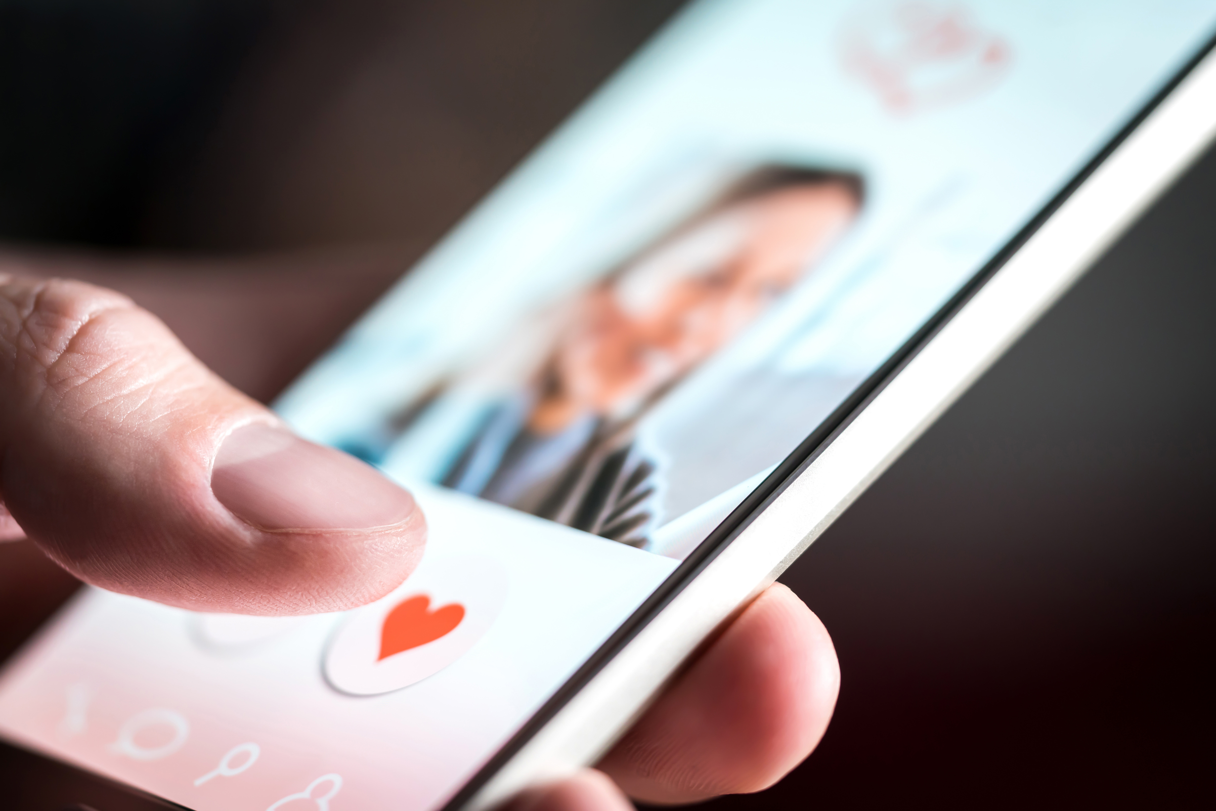 Vett och etikett när det kommer till online dating